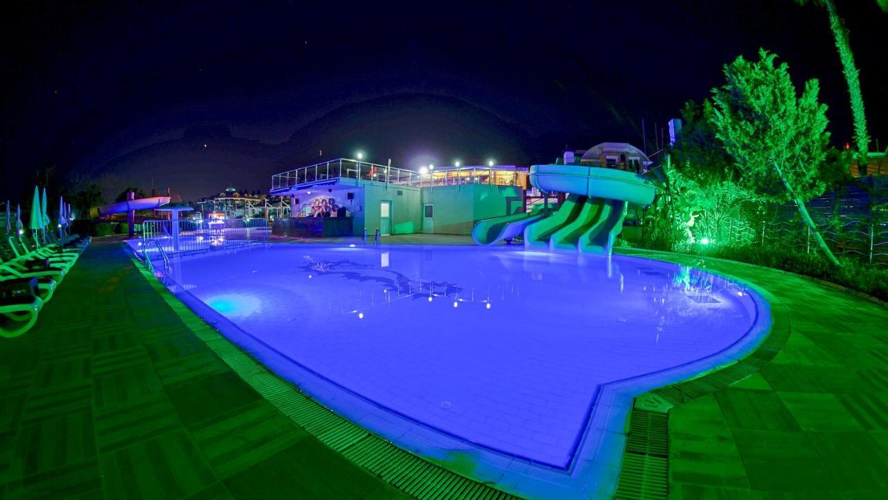 Clover Magic Seagate Belek Hotell Antalya Eksteriør bilde